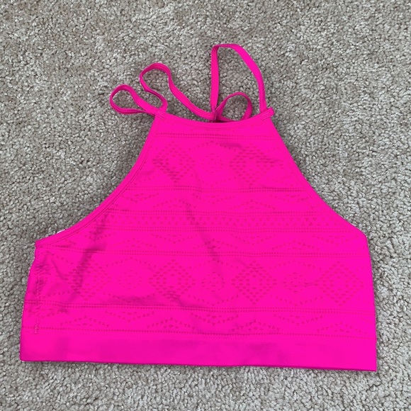 Bundle of 2 Victoria’s Secret seamless bralettes - Picture 2 of 7